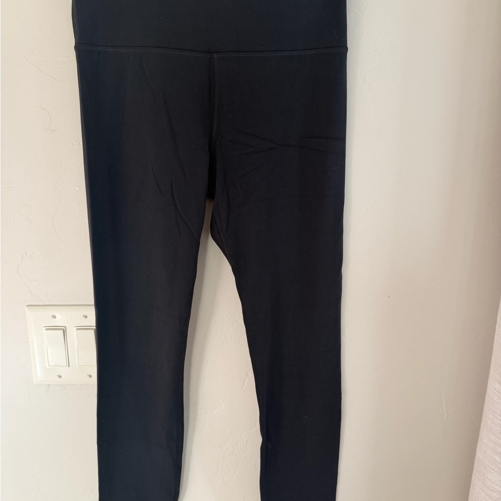 Athleta Black Lightning 7/8 Tights